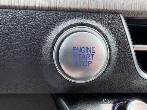 Used 2025 Hyundai Sonata SEL FWD image 23