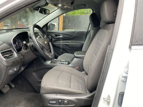 Used 2024 Chevrolet Equinox LT FWD image 13