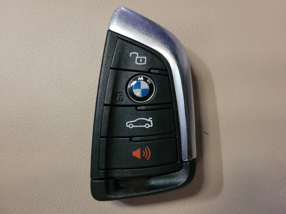 Used 2020 BMW X3 sDrive30i w/ M Sport Package 2 RWD image 32