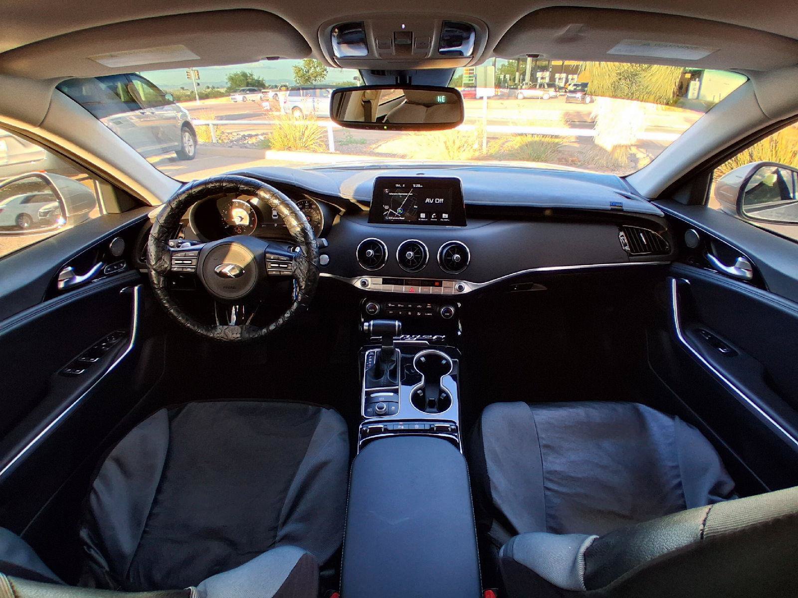 Used 2018 Kia Stinger Premium RWD image 24