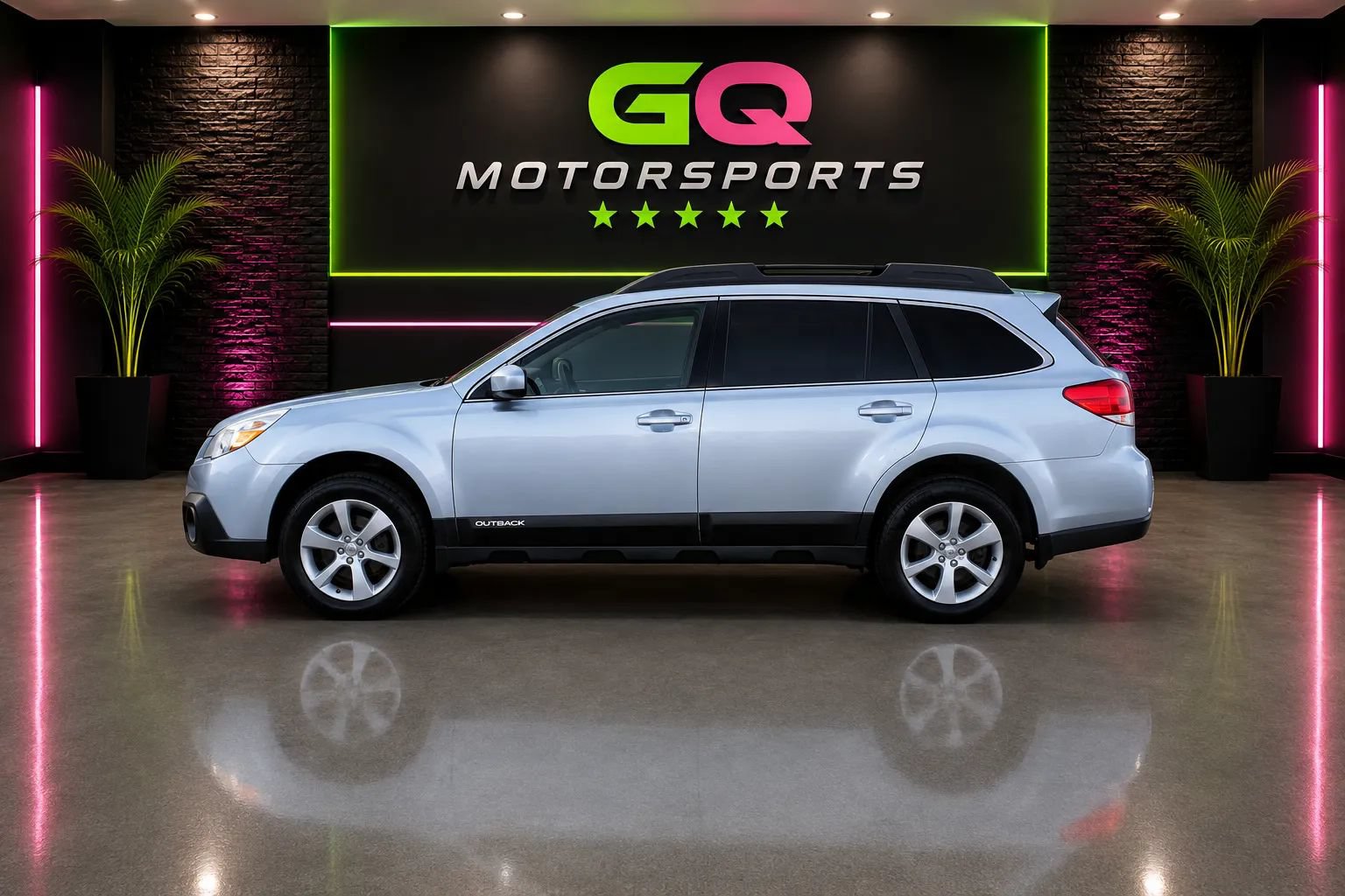 Used 2013 Subaru Outback 3.6R Limited w/ Moonroof Pkg AWD/4WD image 4