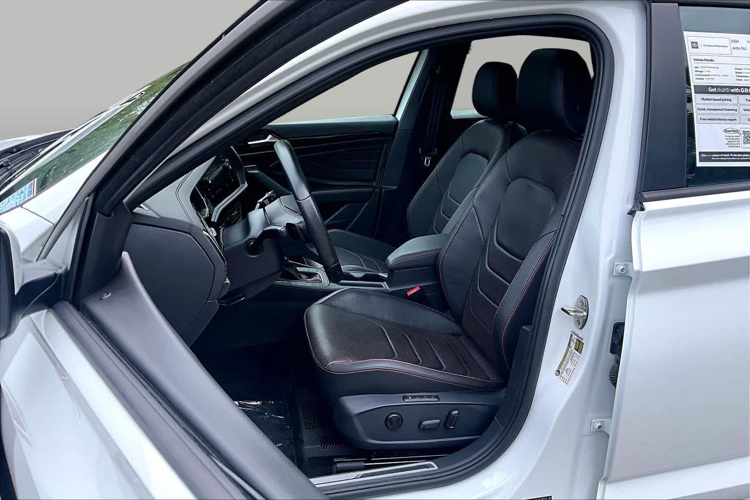 Used 2024 Volkswagen Jetta GLI Autobahn FWD image 8