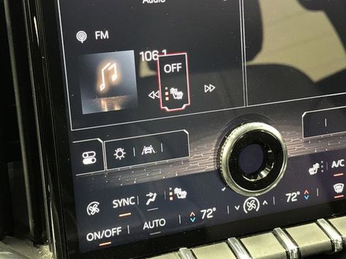 Used 2024 GMC Acadia Elevation w/ Trailering Package image 7