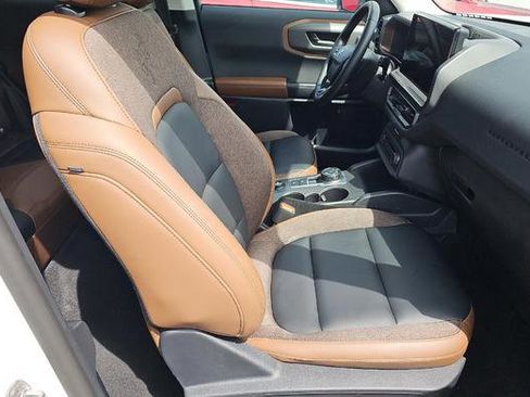 Used 2025 Ford Bronco Sport Outer Banks w/ Outer Banks Tech Package+ AWD/4WD image 13