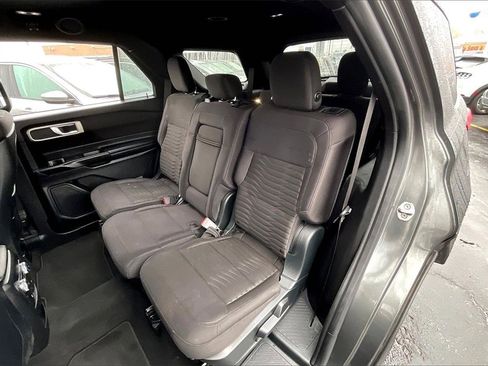 Certified 2020 Ford Explorer XLT image 23