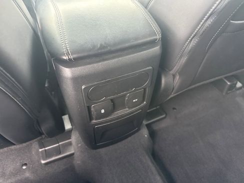 Used 2023 Ford Explorer XLT w/ Equipment Group 202A image 18