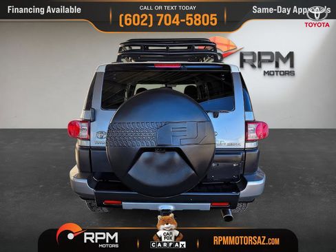 Used 2010 Toyota FJ Cruiser 4WD image 5