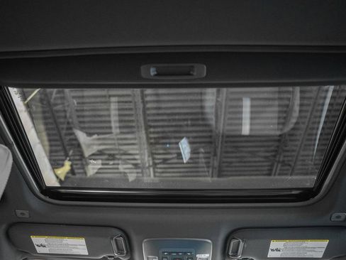 New 2026 Toyota Camry SE FWD image 31