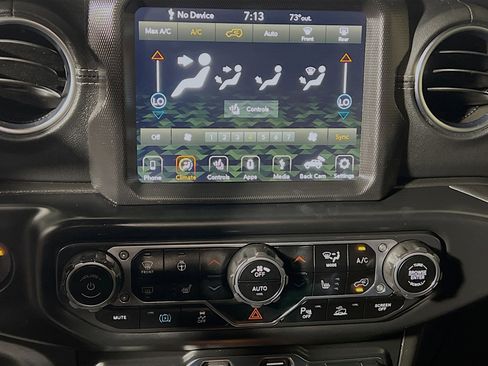 Used 2021 Jeep Wrangler Unlimited Sahara w/ Cold Weather Group image 26