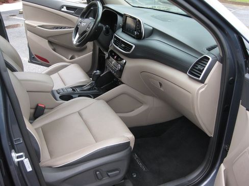 Used 2021 Hyundai Tucson Limited FWD image 38