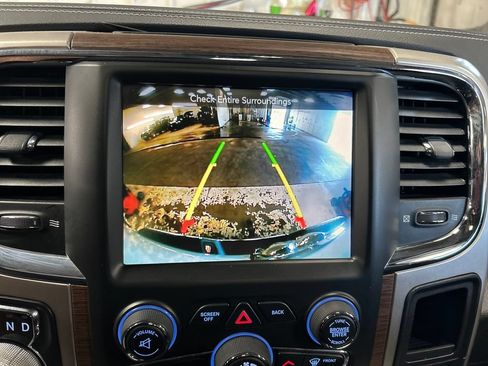 Used 2017 RAM 1500 Laramie w/ Convenience Group AWD/4WD image 26