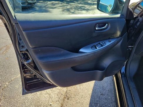 Used 2022 Nissan Leaf S Plus image 9