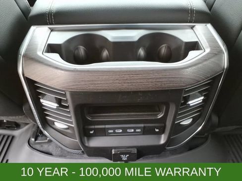 New 2026 RAM 1500 Laramie w/ Night Edition AWD/4WD image 9
