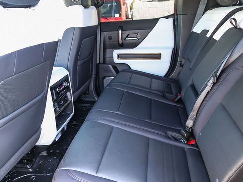 Used 2025 GMC Hummer EV 3X AWD/4WD image 18