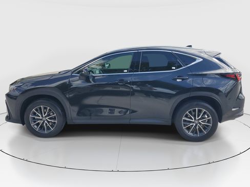 Used 2025 Lexus NX 250 FWD w/ Towing Package (2000 Lbs) image 7