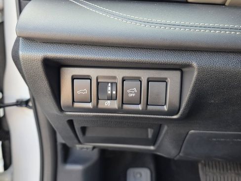 Certified 2025 Subaru Outback Limited XT AWD/4WD image 24