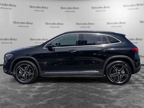 Used 2026 Mercedes-Benz GLA 250 4MATIC image 2