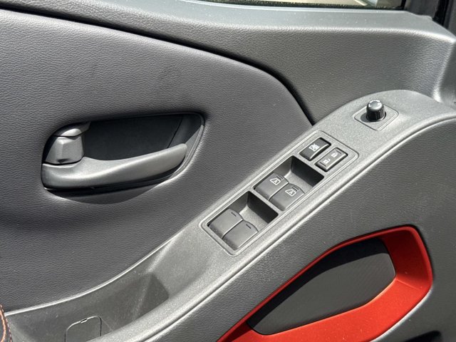 Used 2026 Nissan Frontier PRO-4X AWD/4WD image 8