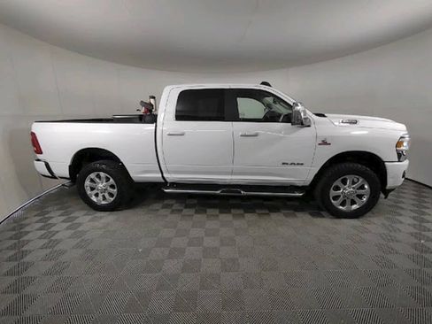 Used 2023 RAM 2500 Laramie AWD/4WD image 11