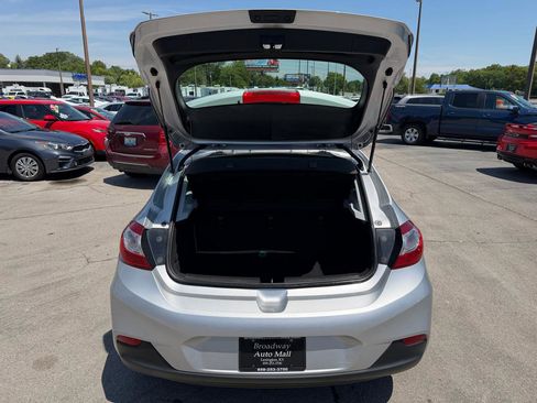 Used 2019 Chevrolet Cruze LS w/ LS Convenience Package FWD image 13