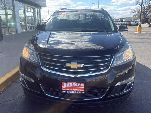 Used 2016 Chevrolet Traverse LT image 8
