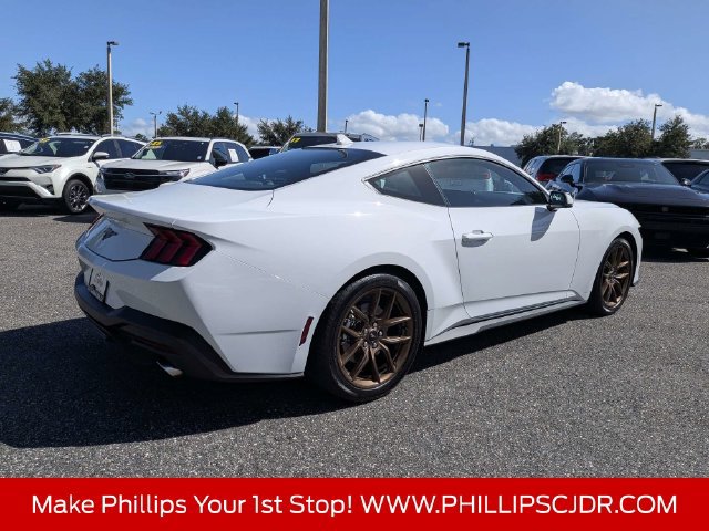 Used 2026 Ford Mustang Premium RWD image 3