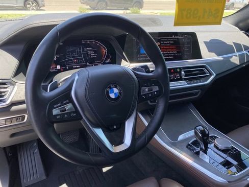 Used 2022 BMW X5 xDrive40i w/ Luxury Seating Package AWD/4WD image 19