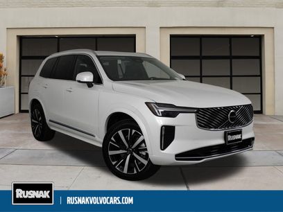 New 2025 Volvo XC90 B6 Core