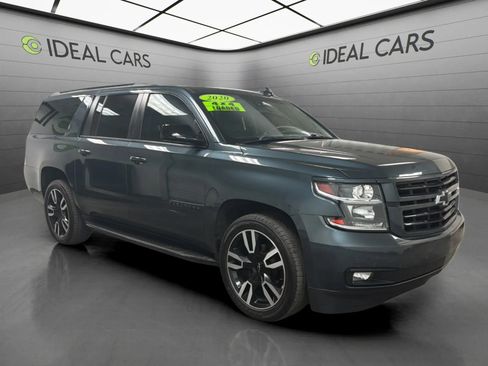 Used 2020 Chevrolet Suburban LT w/ RST Edition AWD/4WD image 3
