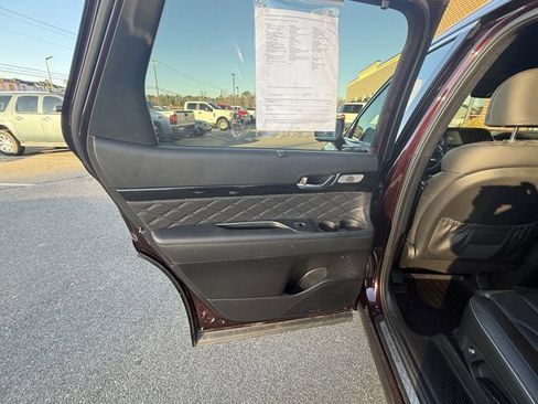 Used 2020 Hyundai Palisade Limited image 15