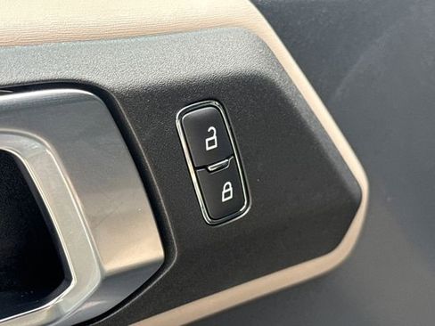 Used 2024 Ford Bronco Wildtrak AWD/4WD image 20
