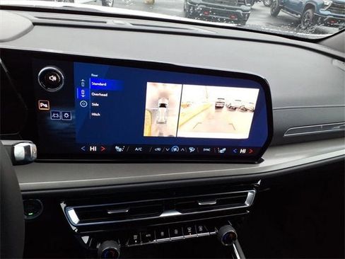 New 2026 Chevrolet Traverse LT w/ Midnight/Sport Edition image 13