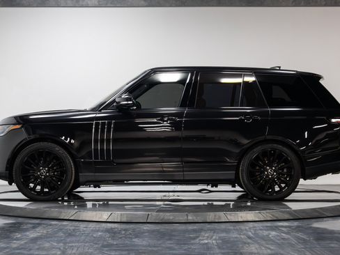 Used 2022 Land Rover Range Rover Autobiography image 23