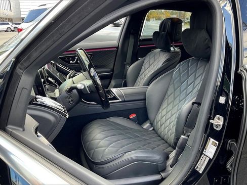 Used 2025 Mercedes-Benz S 580 S 580 image 17
