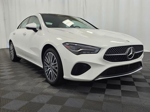 Used 2025 Mercedes-Benz CLA 250 4MATIC image 8