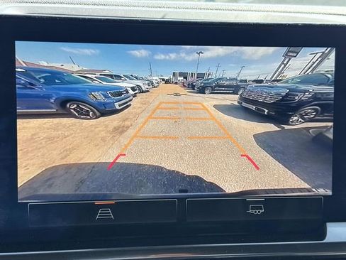 Used 2023 GMC Sierra 1500 Elevation image 31