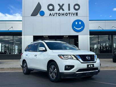 Used 2018 Nissan Pathfinder SV