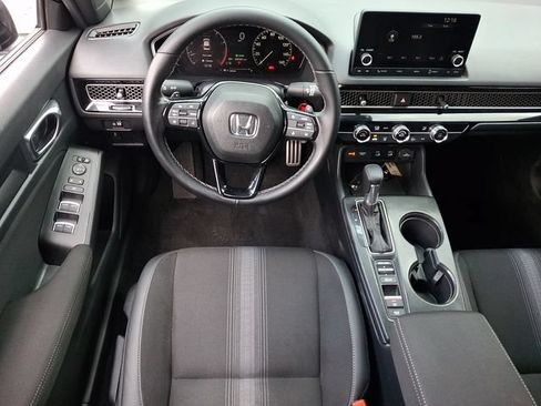 Used 2025 Honda Civic Sport image 12