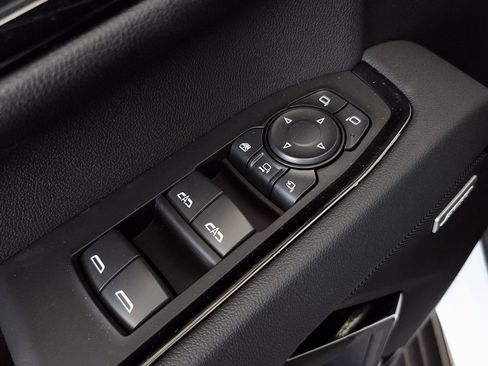 New 2025 GMC Sierra 3500 AT4 w/ AT4 Preferred Package image 25