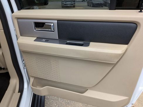 Used 2017 Ford Expedition EL XLT w/ Equipment Group 202A image 39
