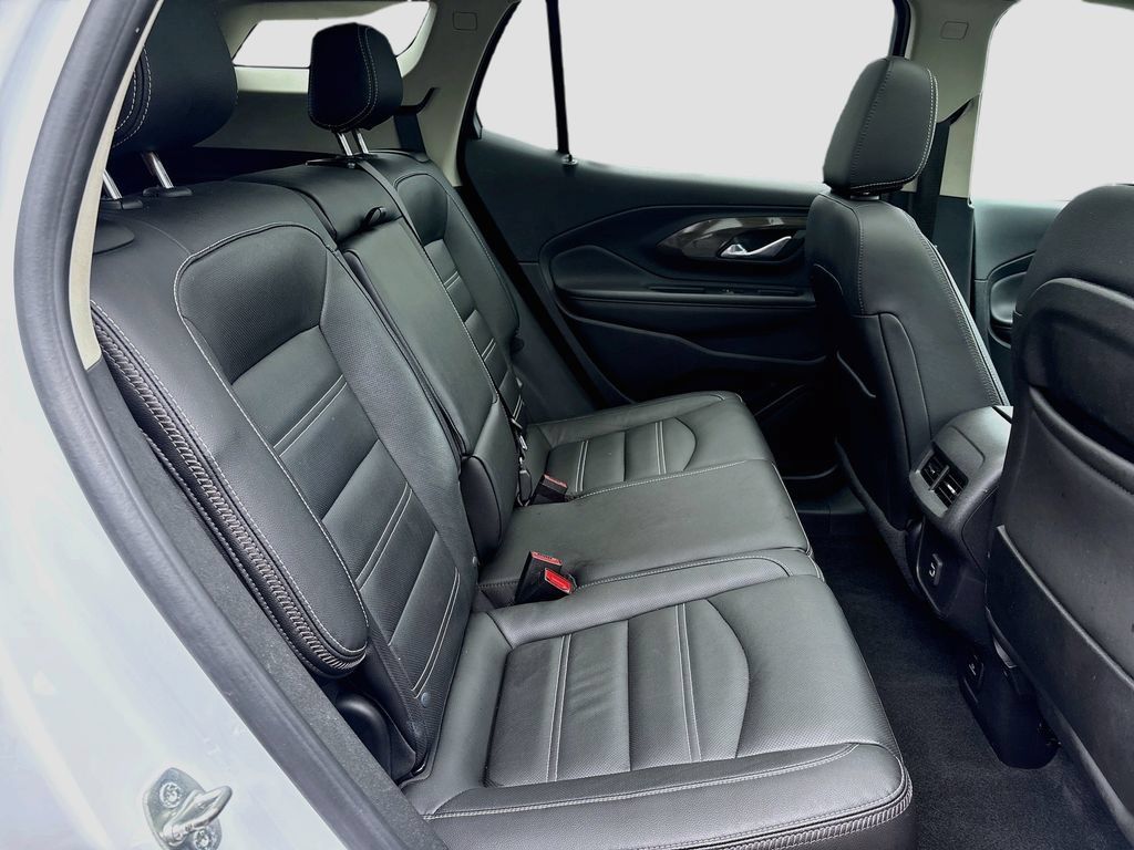 Used 2022 GMC Terrain Denali AWD/4WD image 30