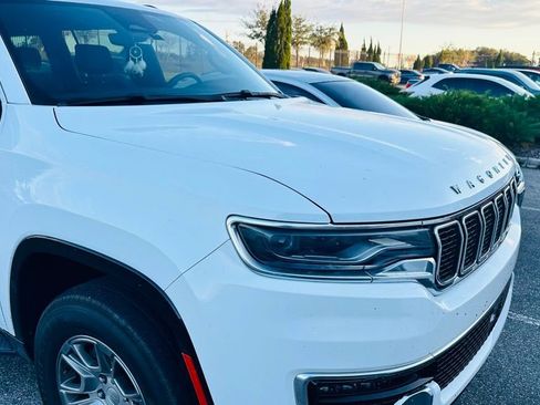 Used 2023 Jeep Wagoneer 2WD image 2