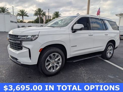 Used 2023 Chevrolet Tahoe LT w/ Luxury Package image 3