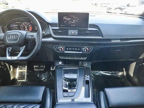Used 2020 Audi SQ5 Premium Plus w/ Premium Plus Package image 10