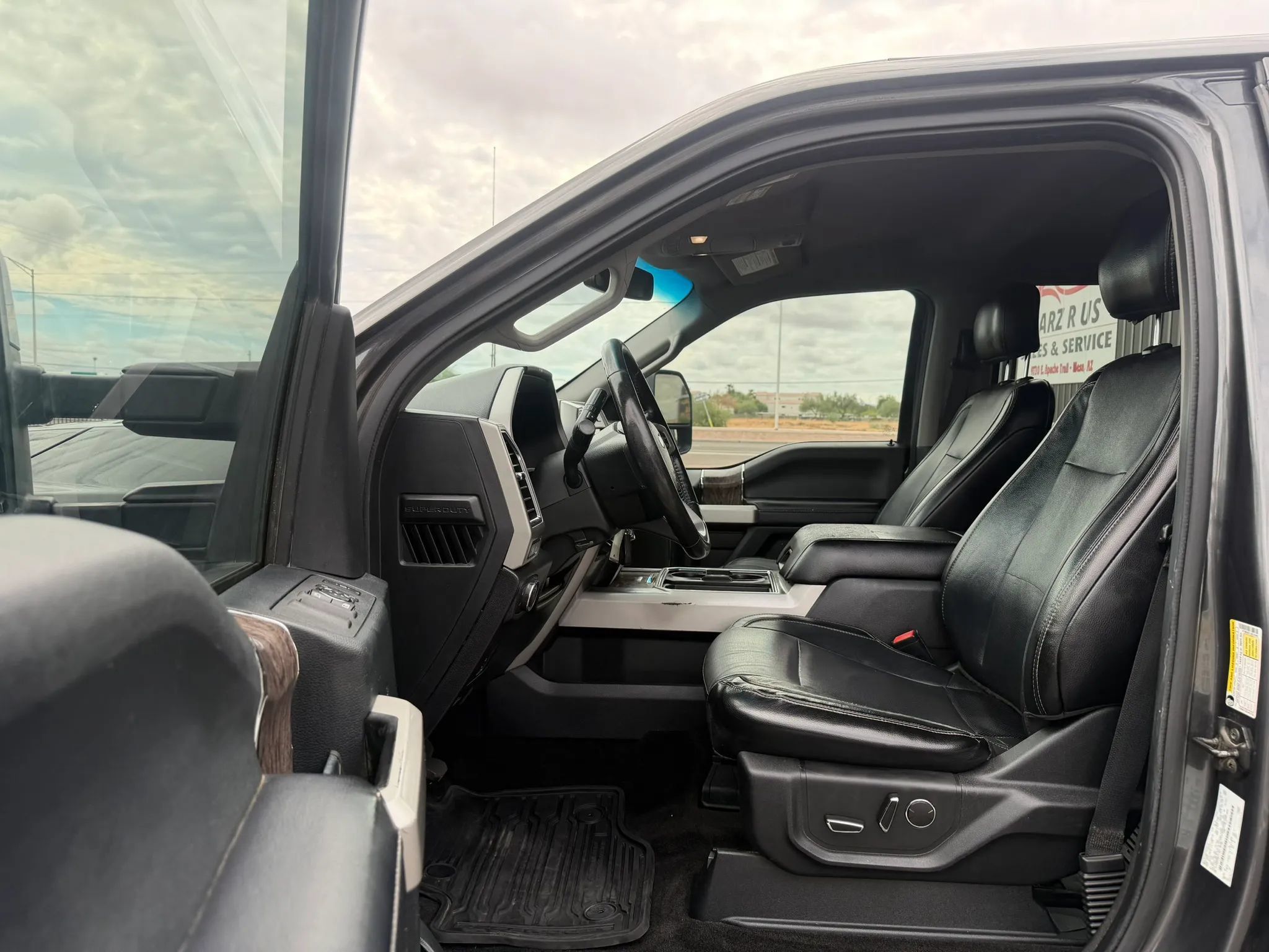 Used 2018 Ford F350 Lariat AWD/4WD image 20