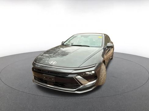 Used 2025 Hyundai Sonata SEL image 11