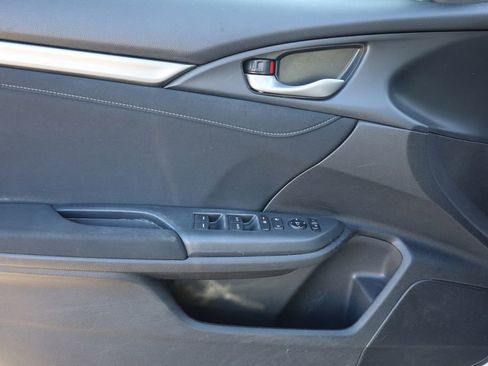 Used 2021 Honda Civic EX image 11