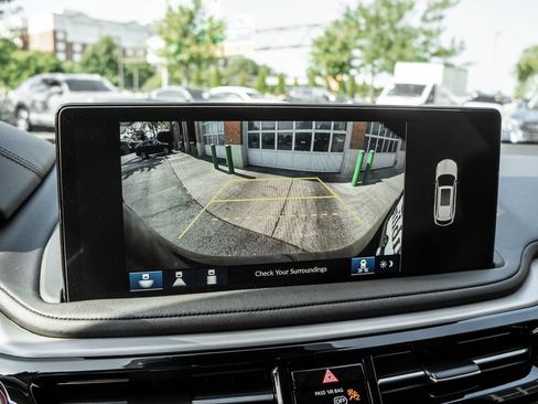 Used 2025 Acura MDX SH-AWD w/ Technology Package image 9