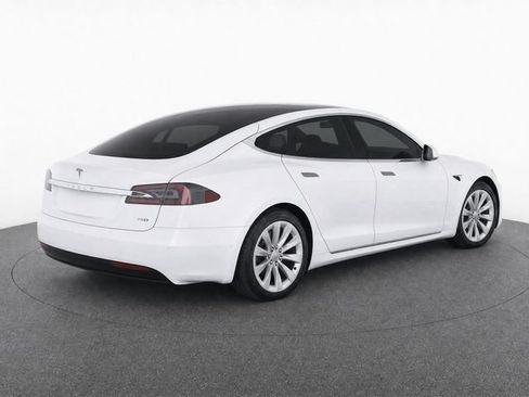 Used 2018 Tesla Model S AWD image 7