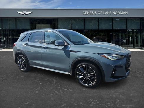 Used 2023 INFINITI QX50 Sport AWD/4WD image 3